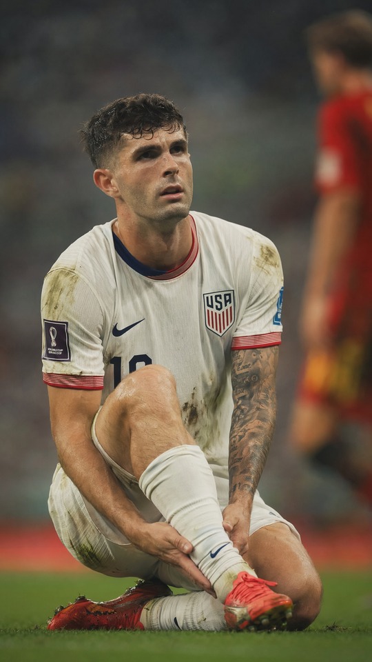 Christian Pulisic USMNT - 4K Phone Wallpaper