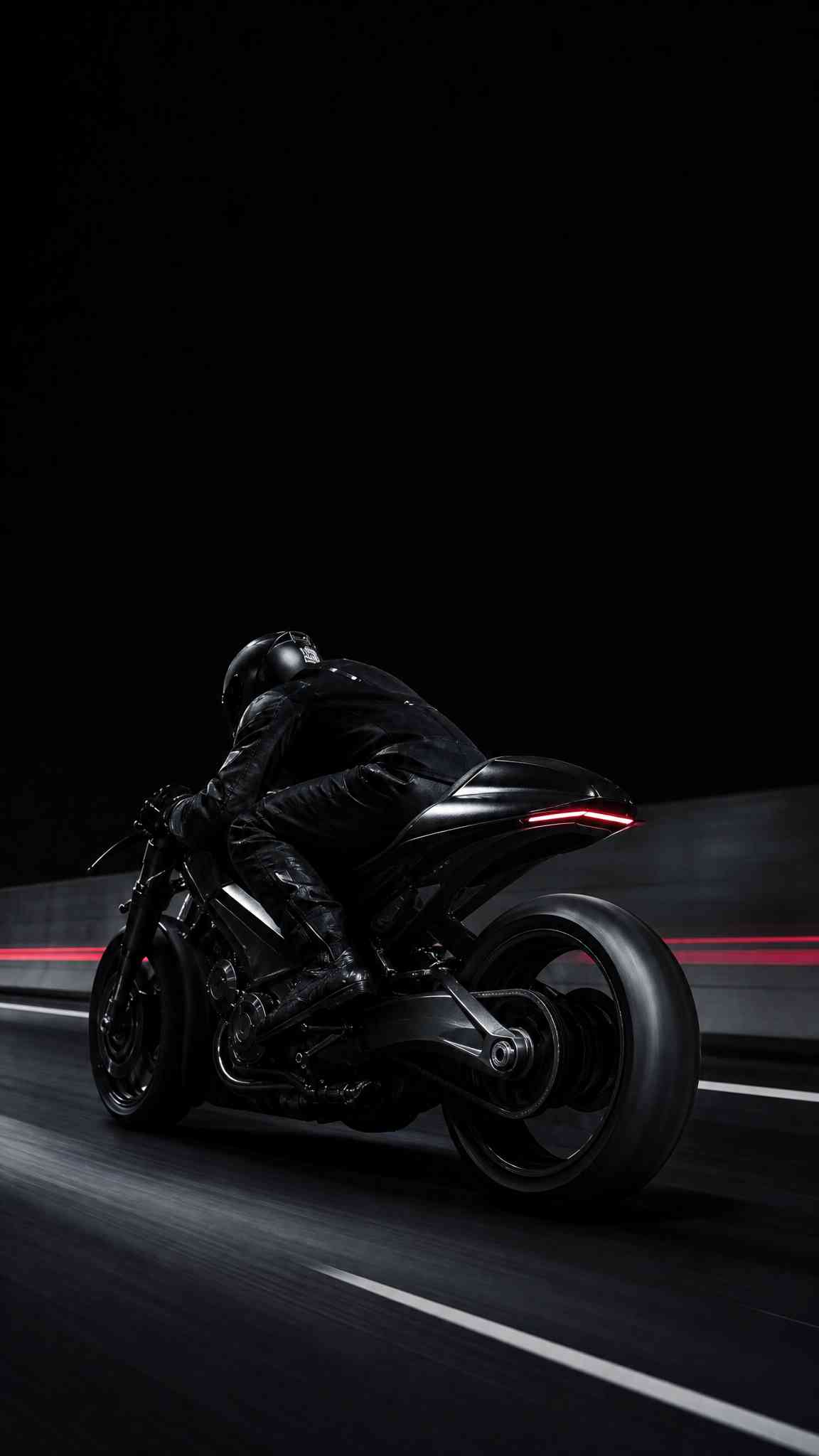 Black Sport Motorcycle Night Ride - 4K Wallpapers