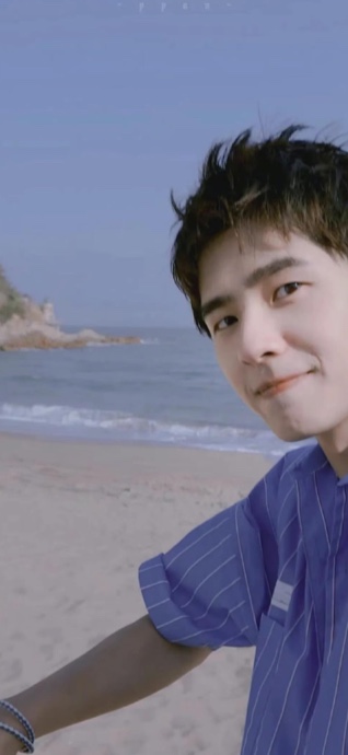 Xiao Zhan Strand Selfie - 4K Hintergrundbild