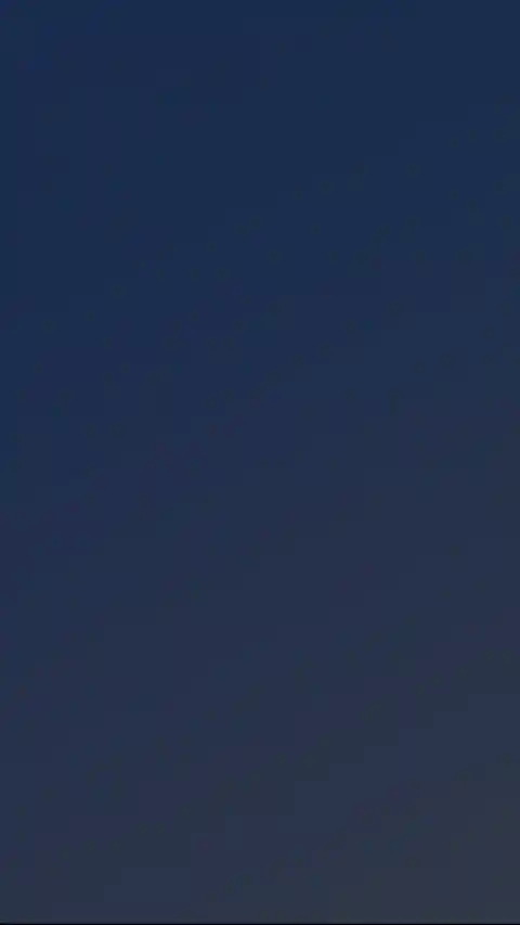 Minimalist Deep Blue Gradient - Live Wallpaper