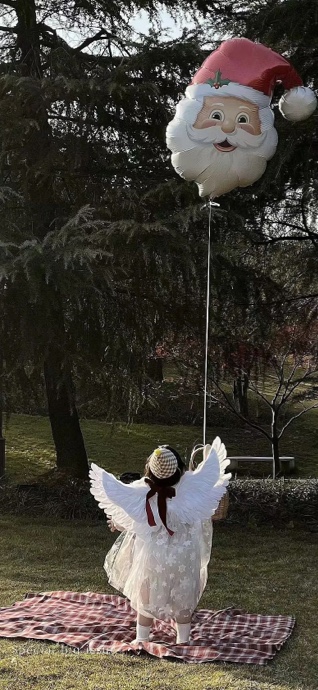 Christmas Angel & Santa Balloon - 4K Lock Screen