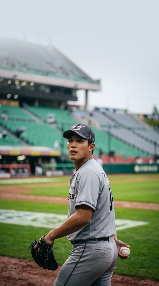 Wang Yan-cheng Hanwha Eagles Pitcher - 4K Background