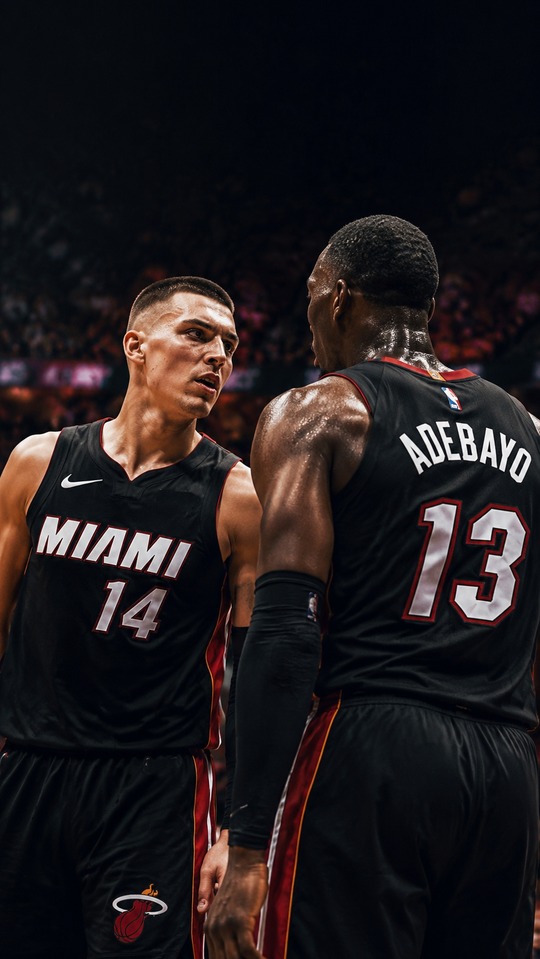 NBA News - Bam Adebayo vs Tyler Herro 4K Wallpaper