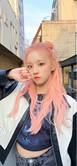 Yuqi (G)I-DLE Style Urbain - 4K Fond d'écran