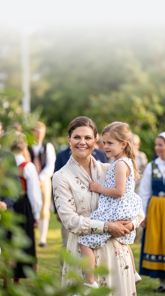 Victoria von Schweden Royal Family - 4K Wallpapers