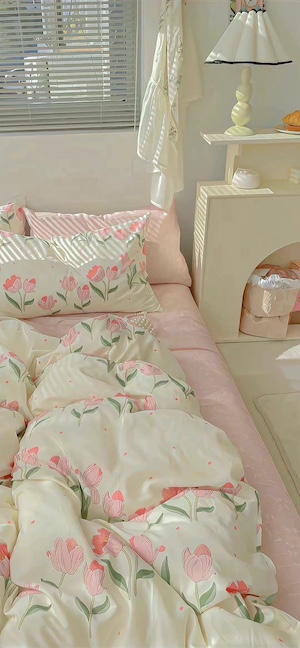 Pink Tulip Aesthetic Bedroom - 4K Wallpaper