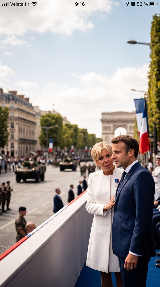 14 juillet emmanuel macron 巴黎閱兵 - 4K桌布