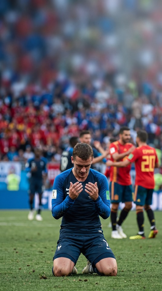 Antoine Griezmann - Who Won World Cup Yesterday? France vs Spain 4K Wallpaper