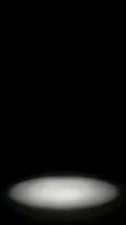 Dramatic Spotlight 4K Live Wallpaper