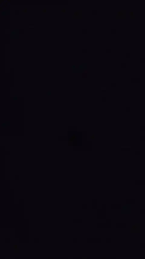 Deep Black Subtle Streaks - 4K Live Wallpaper
