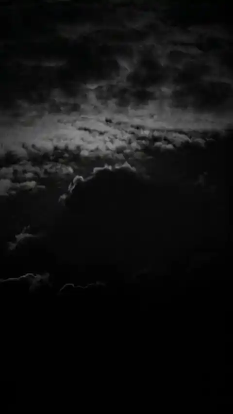 Dark Atmospheric Clouds - Live Wallpaper