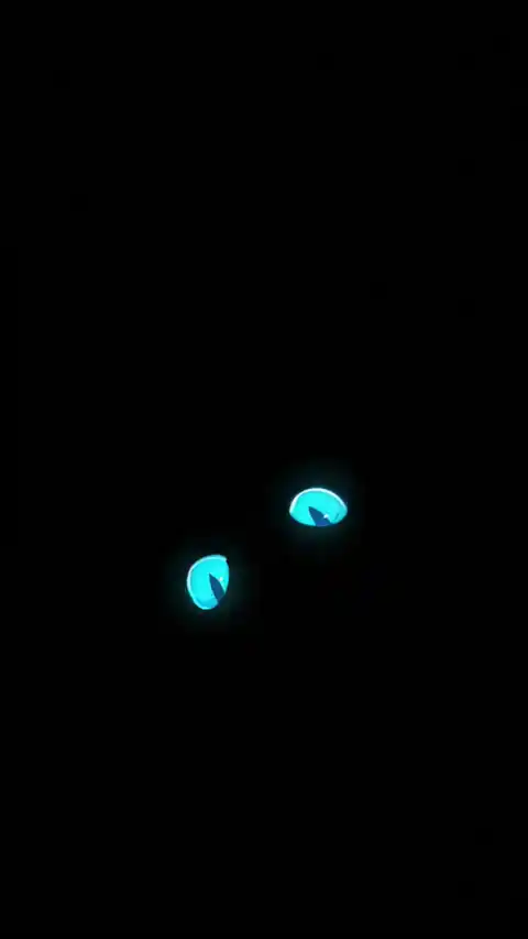 Glowing Cyan Eyes Minimalist - Live Wallpaper