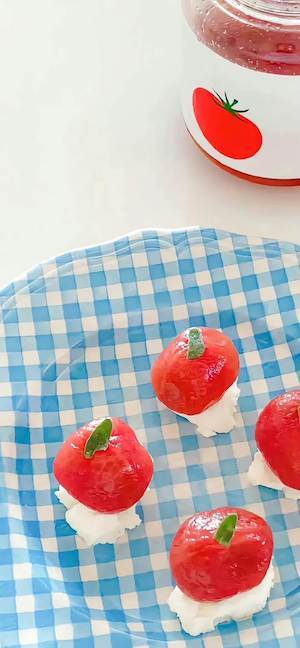 Aperitivo de Tomate y Mozzarella - Fondos 4K