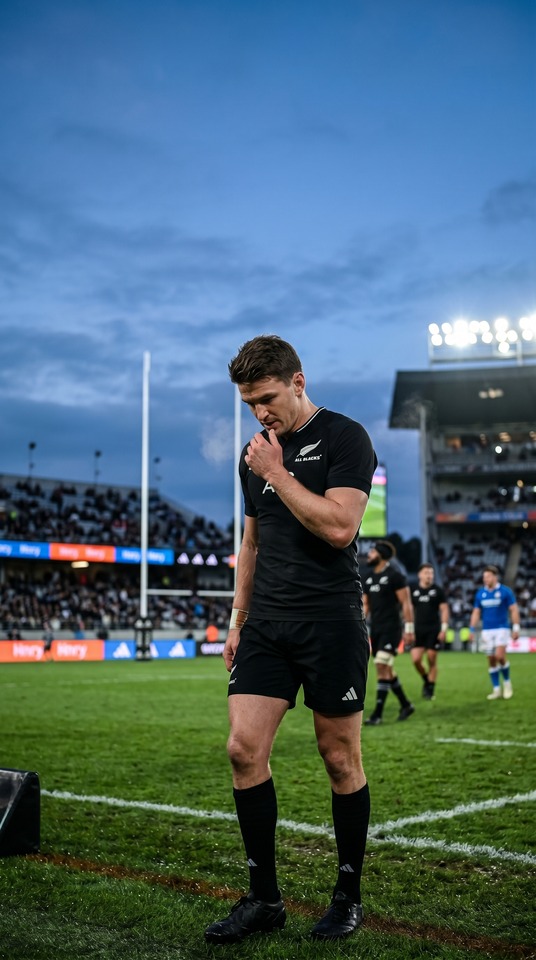 All Blacks vs Italien - Rugby Handy Wallpaper
